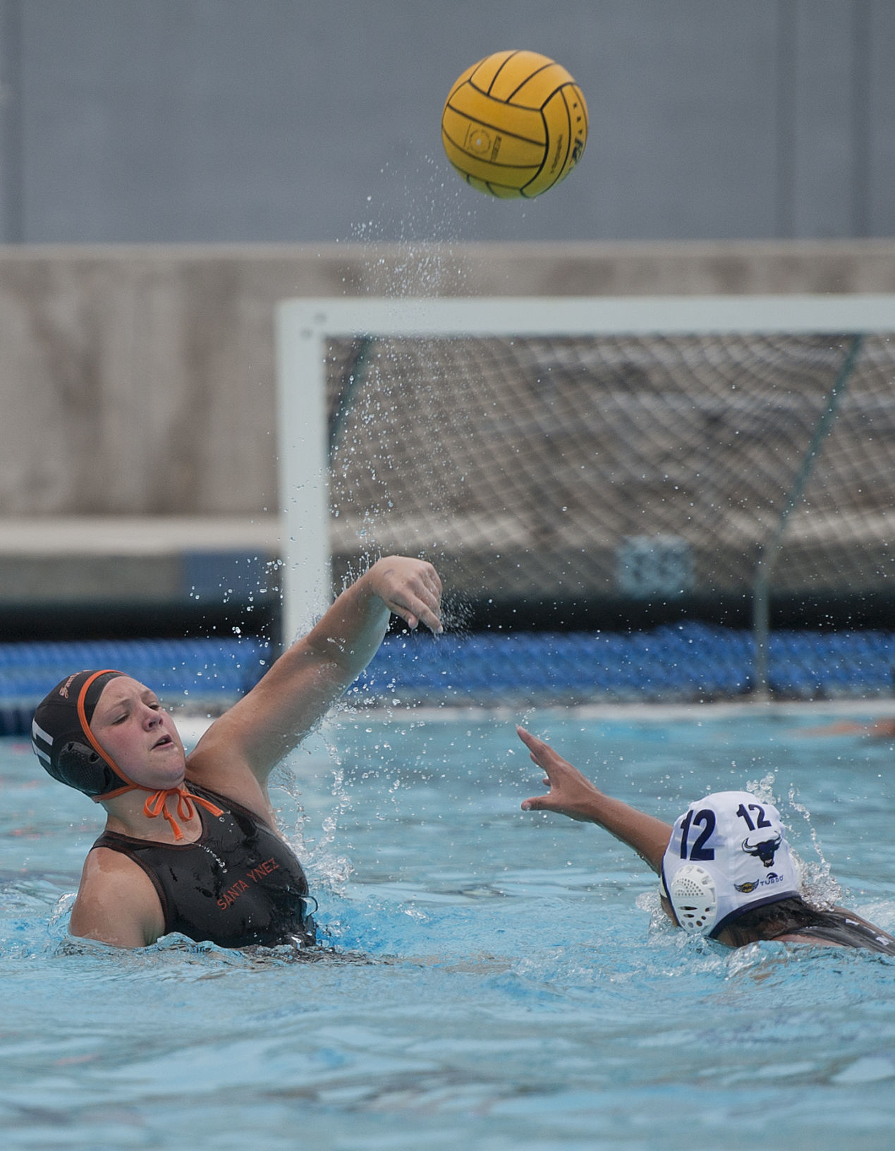 0225_SANTAYNEZGIRLSWATERPOLO-13.JPG
